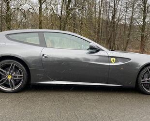 Ferrari Ferrari FF 6,3 V12 4x4 Leder/Launch/Bi-Xenon/R20 Gebrauchtwagen