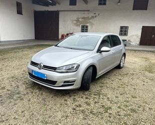 VW Volkswagen Golf 1.4 TSI BMT Highline/Standheizung/ Gebrauchtwagen