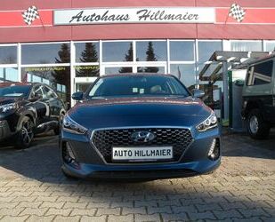 Hyundai Hyundai i30 Premium *NAVI*LEDER*LED*ACC*KAMERA* Gebrauchtwagen