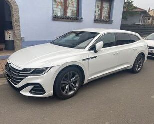 VW Volkswagen Arteon 2.0 TDI SCR 147kW DSG 4MOTION R- Gebrauchtwagen