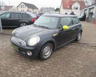 Mini MINI Cooper 1.6 88 KW KLIMA XENON TEILLEDER TÜV 04 Gebrauchtwagen