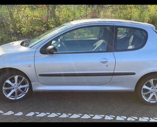 Peugeot Peugeot 206+ Gebrauchtwagen