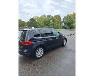 VW Volkswagen Touran 2.0 TDI SCR DSG Highline Sthz Le Gebrauchtwagen