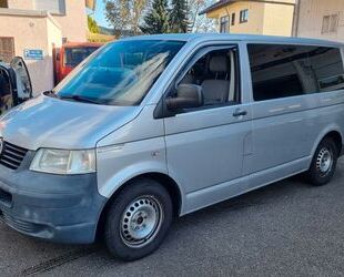 VW Volkswagen T5 Caravelle ohne Rost! 6-Sitzer - kein Gebrauchtwagen