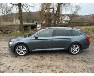 Skoda Skoda Superb 2.0 TDI SCR 140kW Style Combi Style Gebrauchtwagen