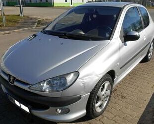 Peugeot Peugeot 206 HDi 90 Quiksilver Klima TÜV 5 Monate Gebrauchtwagen