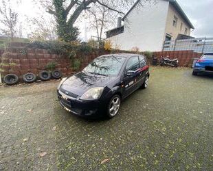 Ford Ford Fiesta 1,4 TDCi Ghia Ghia Gebrauchtwagen