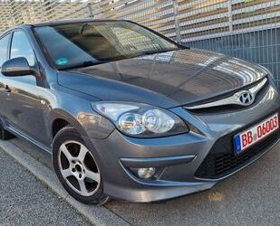 Hyundai Hyundai i30 1.6 Automatik/GARANTIE/TÜV 07.25/PDC/S Gebrauchtwagen