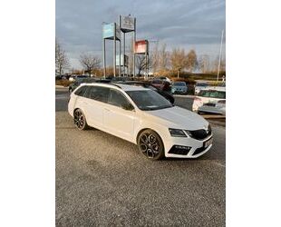 Skoda Skoda Octavia 2.0 TSI DSG RS Combi RS + Winterreif Gebrauchtwagen