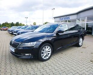 Skoda Skoda Superb 2,0 TDI Kombi >AUT/AHK/NAV/PAN/SHZ/TE Gebrauchtwagen