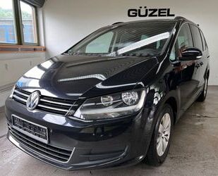 VW Volkswagen Sharan Comfortline PDC/SHZ/KAMERA/NAVIG Gebrauchtwagen