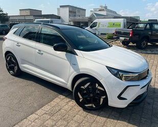 Opel Opel Grandland GSE Plug-In (200PS) Navi, 360° Gebrauchtwagen