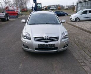 Toyota Toyota Avensis Kombi 2.2 D-CAT Executive Navi-Klim Gebrauchtwagen