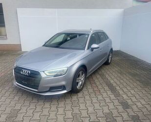 Audi Audi A3 Sportback 1.0 TFSI design NAVI AHK LED SHZ Gebrauchtwagen