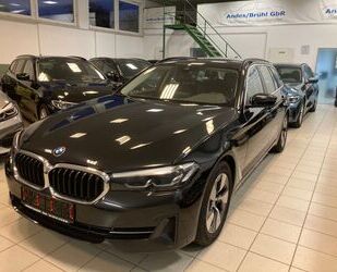 BMW BMW 520d Touring Autom. Navi Leder AHK LED Kamera Gebrauchtwagen