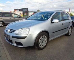 VW Volkswagen Golf V Lim. Comfortline 1.6°Autom°Klima Gebrauchtwagen