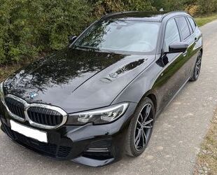 BMW BMW 320d xDrive Touring M Sport Gebrauchtwagen