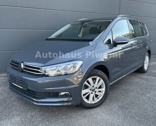 VW Volkswagen Touran 2.0 TDI Comfortline NAVI ACC LED Gebrauchtwagen