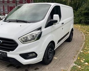 Ford Ford Transit Custom Hybrid erst 1200km Gebrauchtwagen