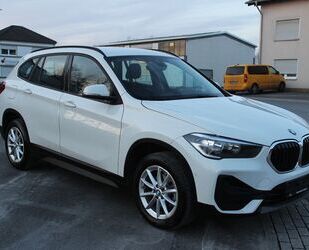 BMW BMW X1sDrive/PDCvo+hi/Navi/Automat/1Hand/Top Zusta Gebrauchtwagen