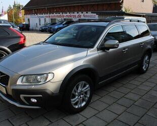 Volvo Volvo XC70 D4 AWD Summum BiXenon Leder ACC GSD Sta Gebrauchtwagen