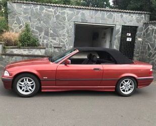 BMW BMW 320i Cabrio Edition Exclusiv mit Hardtop + me Gebrauchtwagen