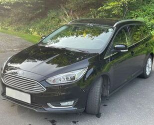 Ford Ford Focus 1,5 TDCi 88kW Titanium Turnier AHK Gebrauchtwagen