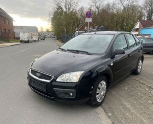 Ford Ford Focus Lim. Titanium 1 Hand Gebrauchtwagen