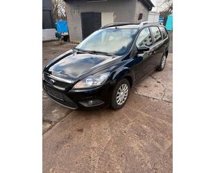 Ford Ford Focus 1,6 Ambiente Turnier Ambiente Gebrauchtwagen