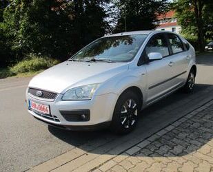 Ford Ford Focus 1.6 Lim. Fun X/TÜV NEU/WENIG KM!!! Gebrauchtwagen