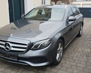 Mercedes-Benz Mercedes-Benz E 220d T AVANTGARDE Autom. Anhängerk Gebrauchtwagen