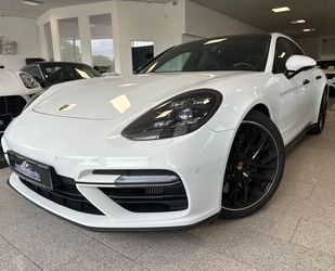 Porsche Porsche Panamera Turbo Carbon Chrono Pano 360° Spo Gebrauchtwagen