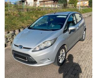 Ford Ford Fiesta 1,25 60kW Trend // TÜV auf Wunsch NEU/ Gebrauchtwagen