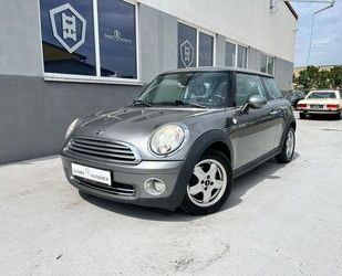 Mini MINI Mini One Pepper Stzhg. LM-Felgen Klimaaut. uv Gebrauchtwagen