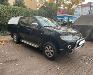 Mitsubishi Mitsubishi L200 Invite Doppelkabine 4WD EURO 5 TÜV Gebrauchtwagen