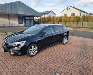 Renault Renault Megane TCe 140 GPF Limited Grandtour / Gar Gebrauchtwagen