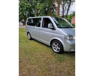 VW Volkswagen Bus VW T 5 Caravelle Diesel 9 Sitze TDI Gebrauchtwagen