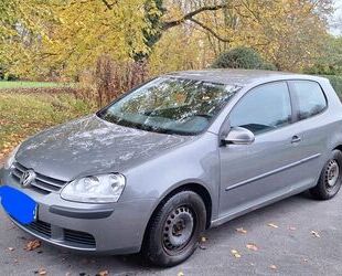 VW Volkswagen Golf 1.6 FSI Comfortline Comfortline Gebrauchtwagen