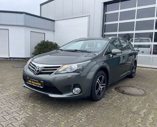 Toyota Toyota Avensis Kombi Sol*AHK*SHZ*Klima*Tempo* Gebrauchtwagen