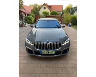 BMW BMW 745e -M Sport 2022, 23000 Km Gebrauchtwagen