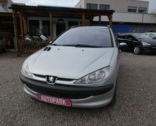 Peugeot Peugeot 206 SW Grand Filou Cool#KLIMA#HU bis 08/20 Gebrauchtwagen