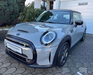 Mini MINI COOPER SE *PDC*LED*NAVI*SHZ*MwSt* Gebrauchtwagen