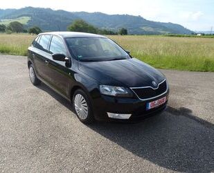 Skoda Skoda Rapid 1.6 Spaceback KLIMA Sitzhzg NAVI Tempo Gebrauchtwagen