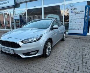 Ford Ford Focus Lim. 1.0 92kW Top Ausstattung 1.Hd Gebrauchtwagen