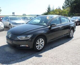 VW Volkswagen Passat 1.6 TDI KLIMATRONIC NAVI PDC EUR Gebrauchtwagen