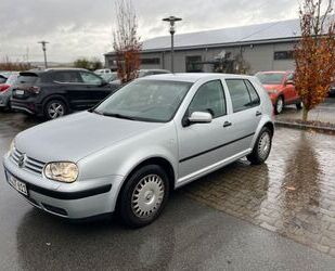 VW Volkswagen Golf 1.6 Champ Gebrauchtwagen