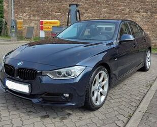 BMW BMW 328i Modern Line *HUD*KEYLESS*AHK*LEDER* Gebrauchtwagen