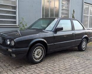 BMW BMW orig 318 is E30 2 türig ohne Schiebedach Gebrauchtwagen