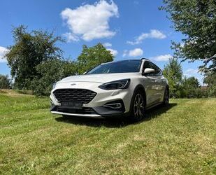 Ford Ford Focus 1,5 EcoBoost 134kW Active Turnier Auto. Gebrauchtwagen