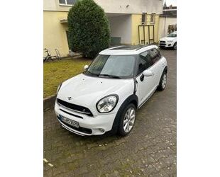 Mini MINI Cooper D Countryman/4x4/ Automatik / Panorama Gebrauchtwagen